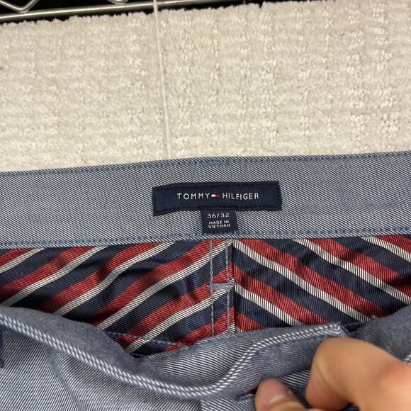 Tommy Hilfiger Pants Mens 36X32 Light Blue Straight Fit Chino Flat Front Casual - Picture 6 of 11